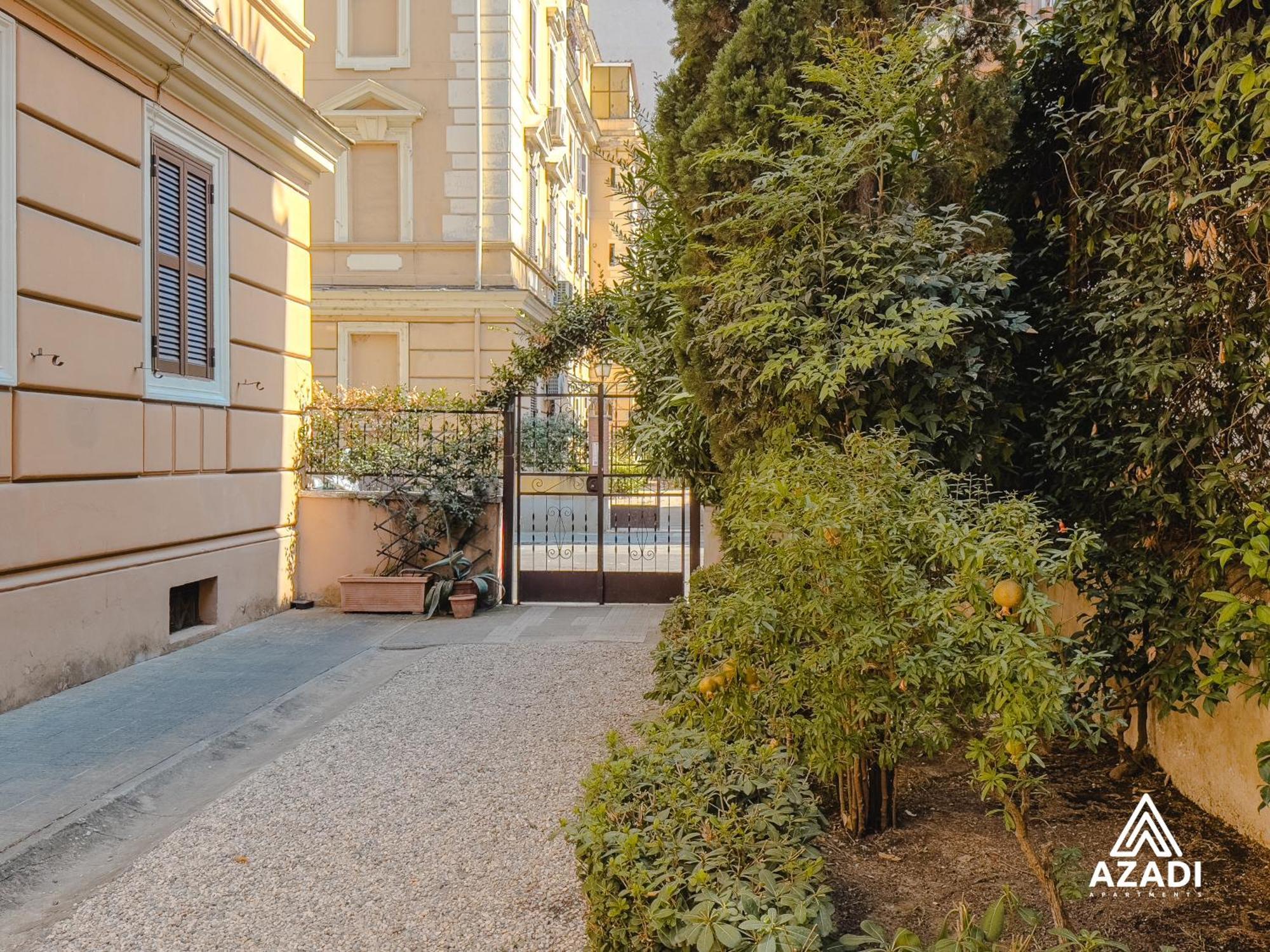 Azadi Flaminio Apartment